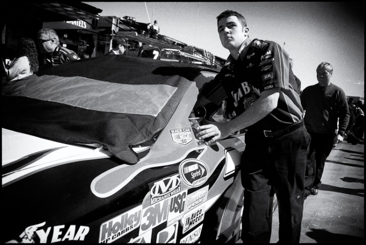 http://www.ickibod.com/files/gimgs/th-56_racing_bw-3.jpg