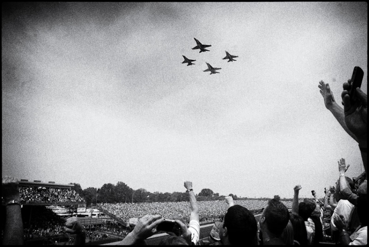 http://www.ickibod.com/files/gimgs/th-56_racing_bw-23.jpg