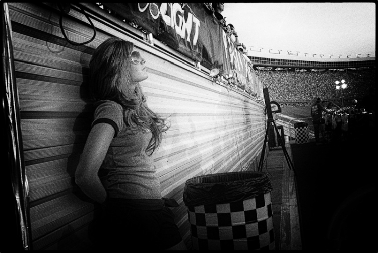 http://www.ickibod.com/files/gimgs/th-56_racing_bw-27.jpg