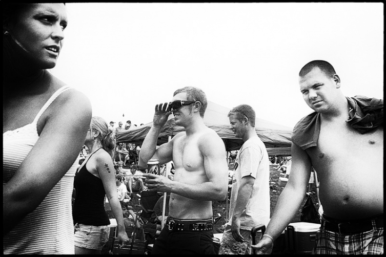 http://www.ickibod.com/files/gimgs/th-56_racing_bw-48.jpg