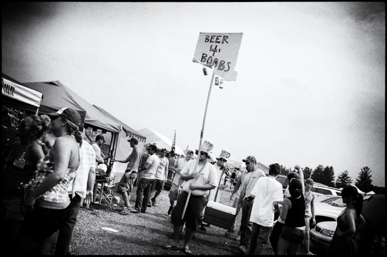 http://www.ickibod.com/files/gimgs/th-56_racing_bw-41.jpg